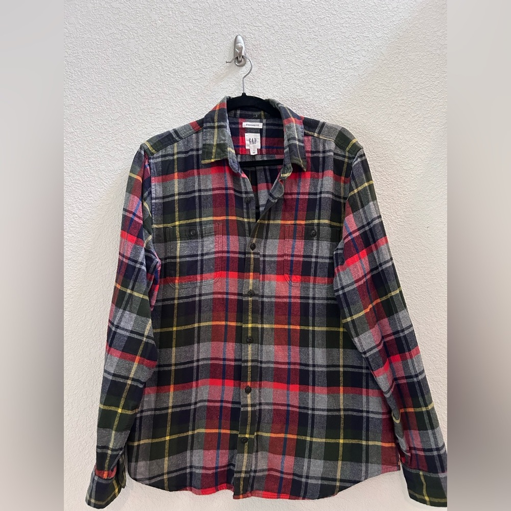 Gap Standard Fit Gray Plaid Flannel Button Down Top Size L